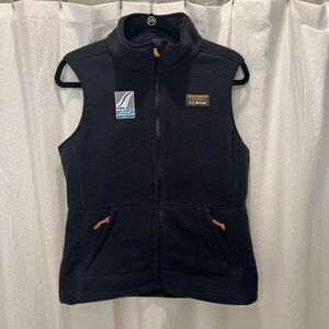 Black L.L.Bean fleece vest